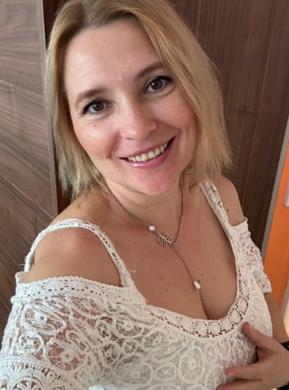 <em><strong>Michelle R.</strong></em>